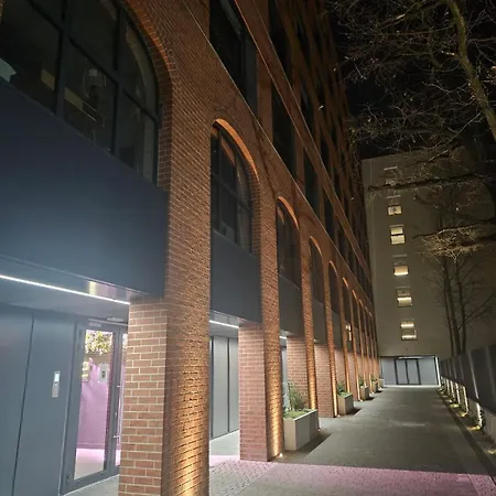 Urocze Gniazdko W Centrum Poznania Екстер'єр фото